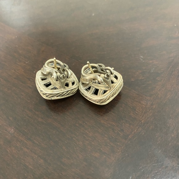 David Yurman onyx and diamond earring